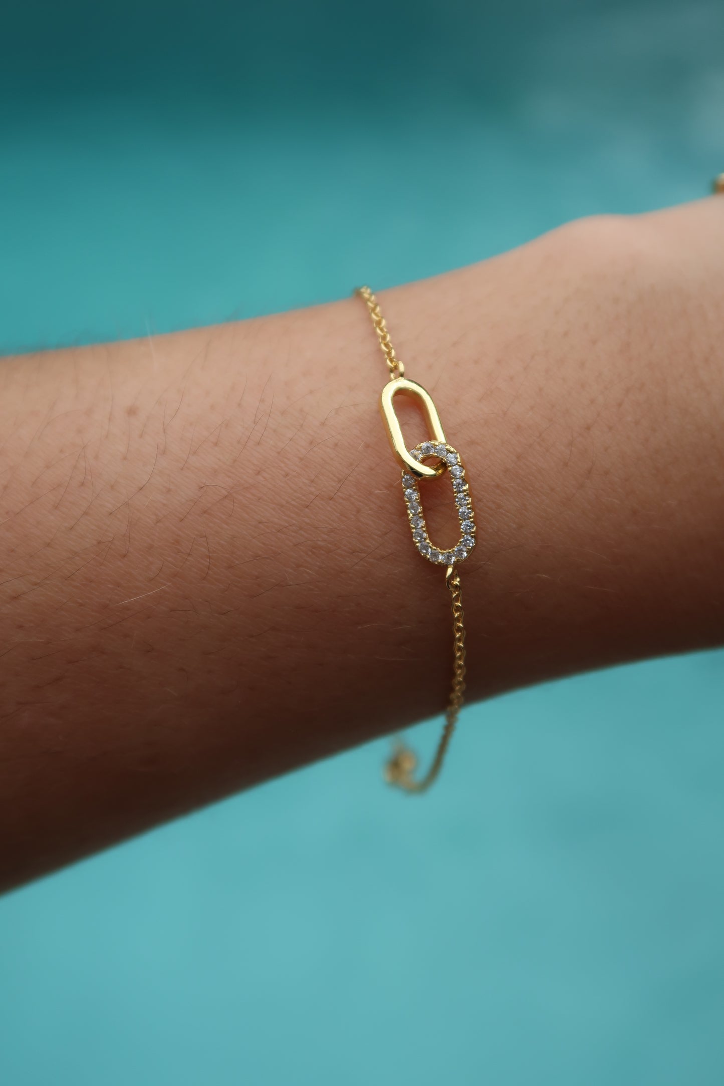 Interlocked Bracelet